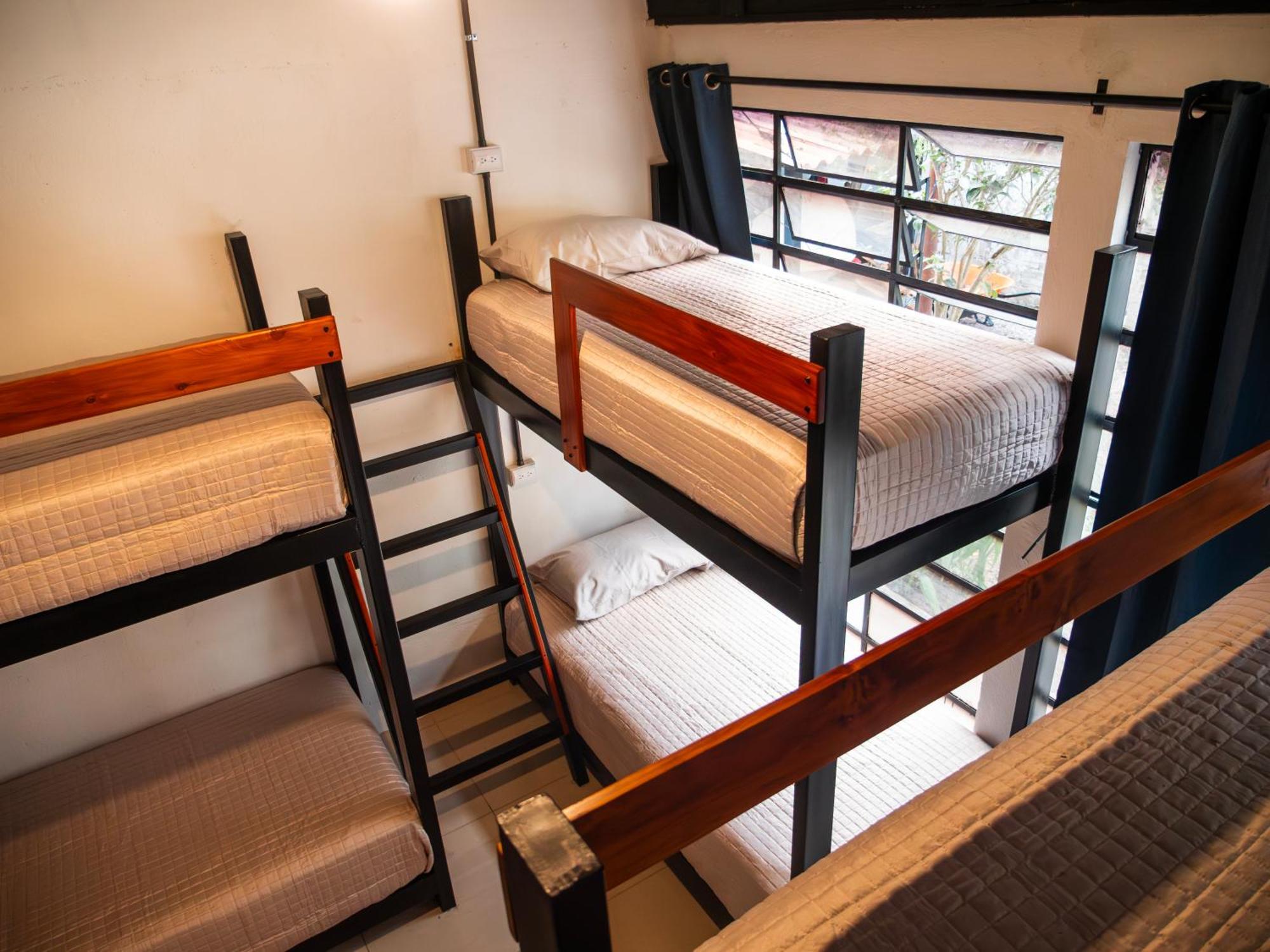 Amaranto Hostel Panajachel Room photo